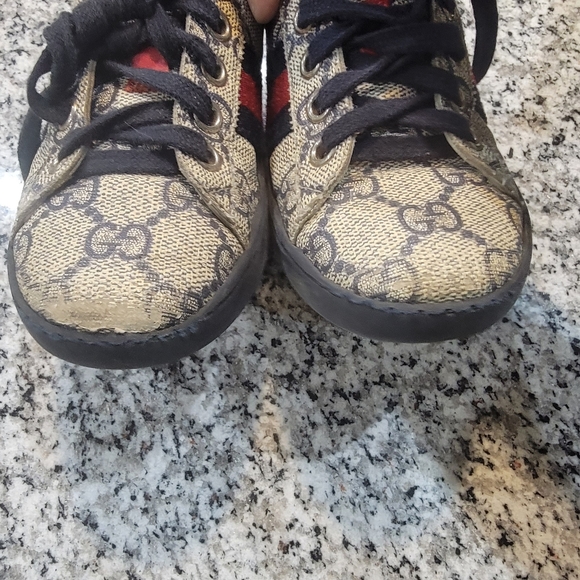 Gucci toddler shoes